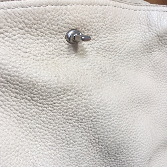 Coach Cream Shoulder Bag - Picture 5 of 11